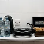 Youthfull Escape In Апартаменты