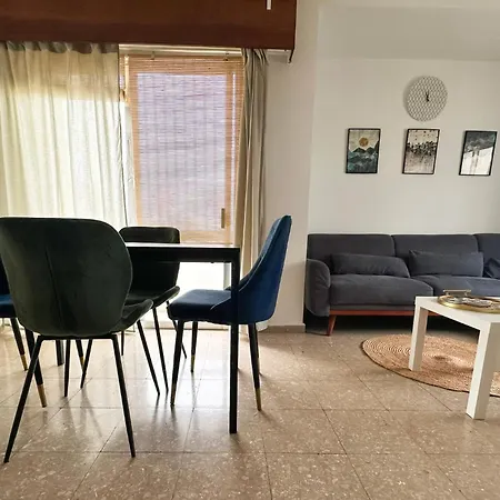 Apartment Youthfull Escape In