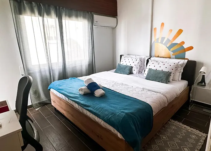 Youthfull Escape In * Nicosia